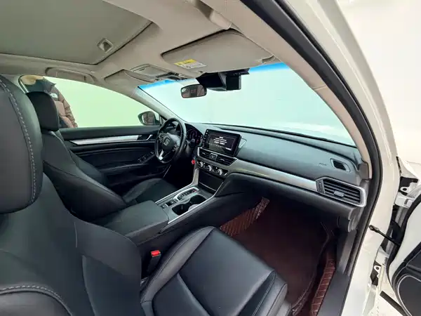 Honda Accord 2022