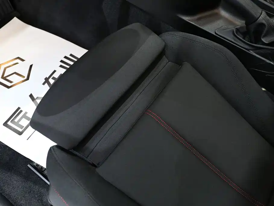 BMW 1 Series 2015 — фото 15