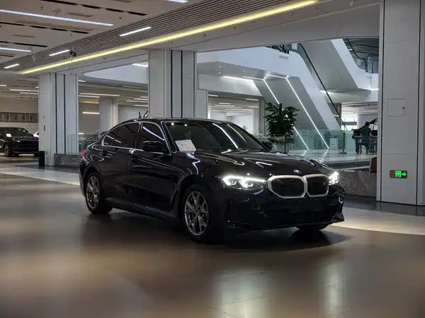 BMW i3 2024