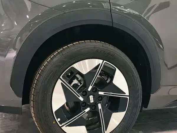 Geely Galaxy E5 2026