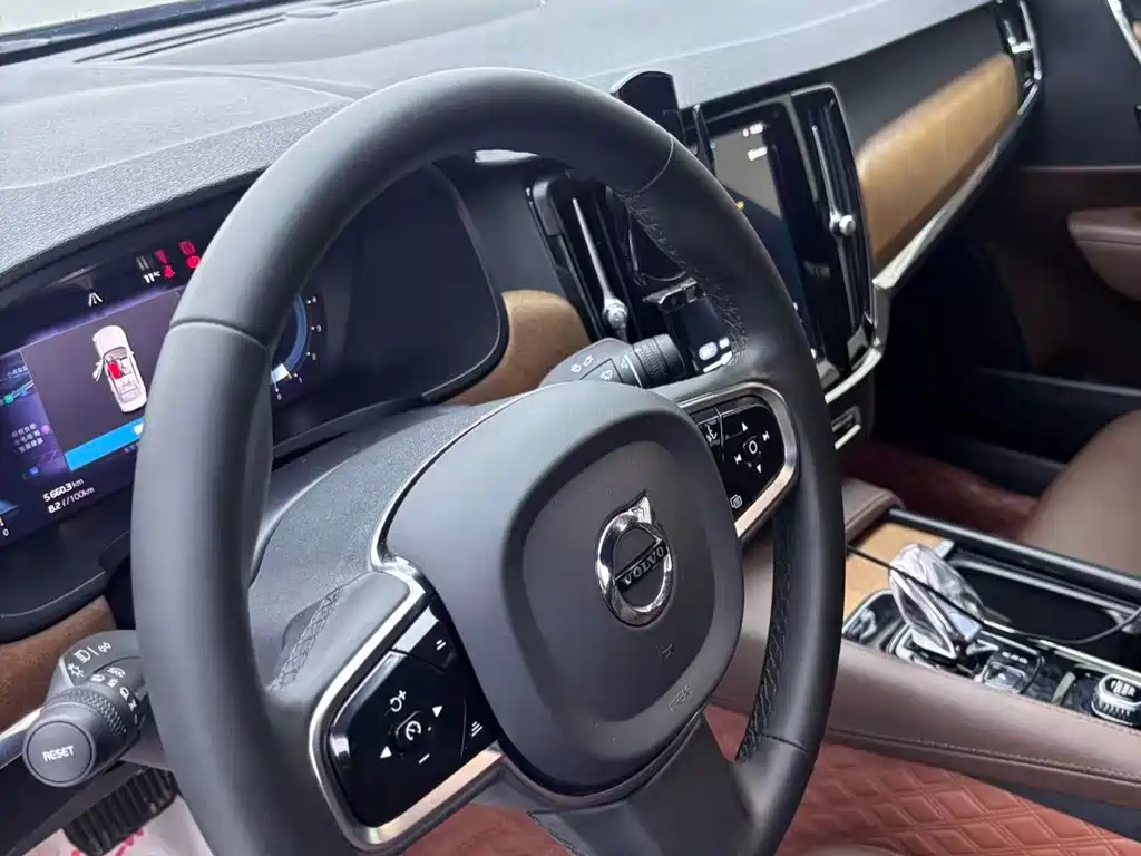 Volvo S90 2023 — фото 17