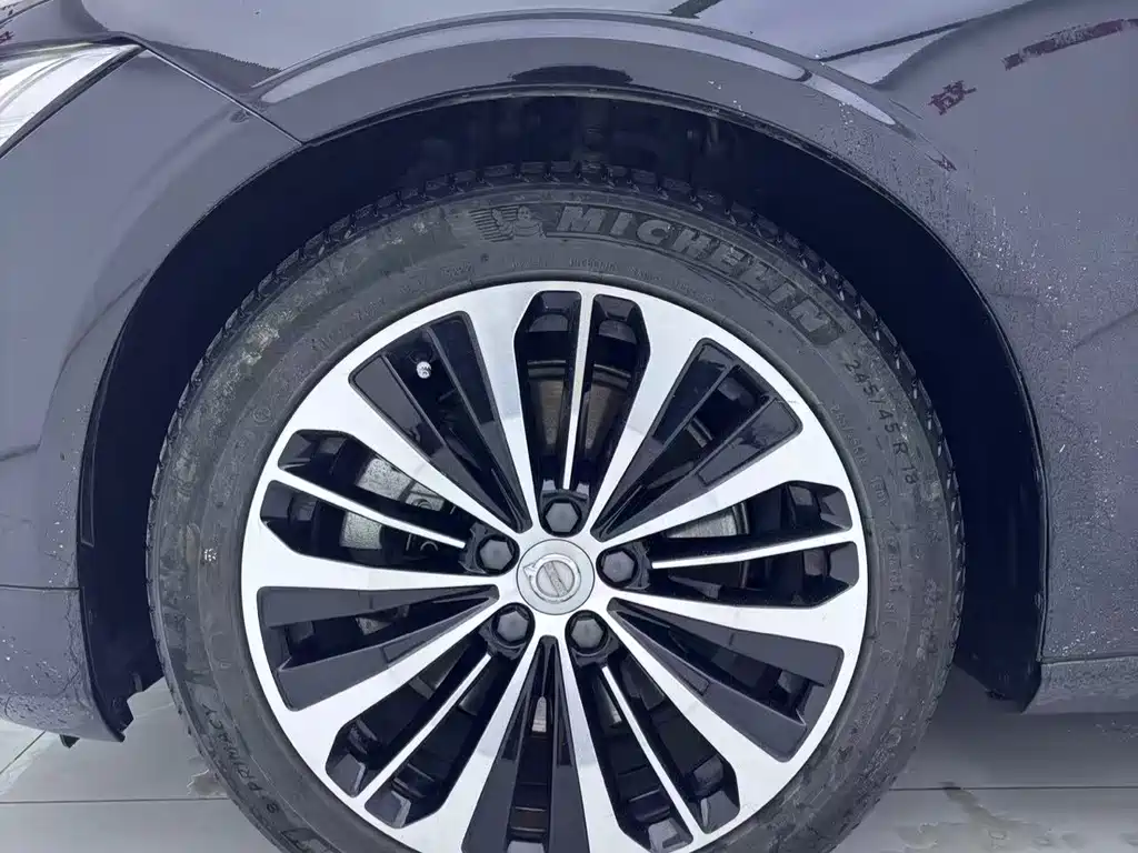 Volvo S90 2023 — фото 13