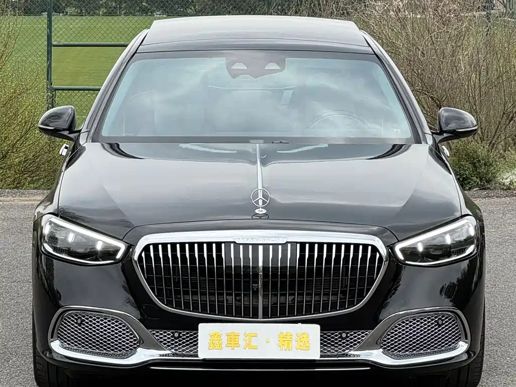 Mercedes-Benz Maybach S-Class 2024