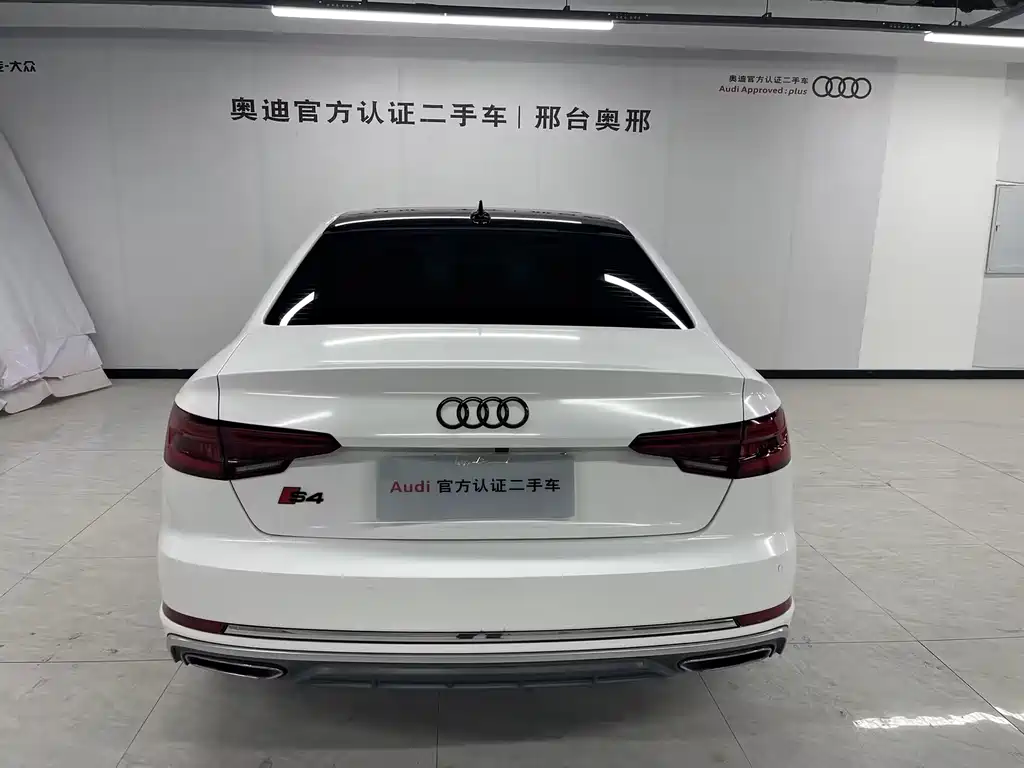 Audi A4L 2019 — фото 4
