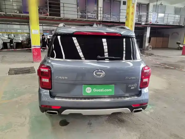 GAC Trumpchi GS8 2017