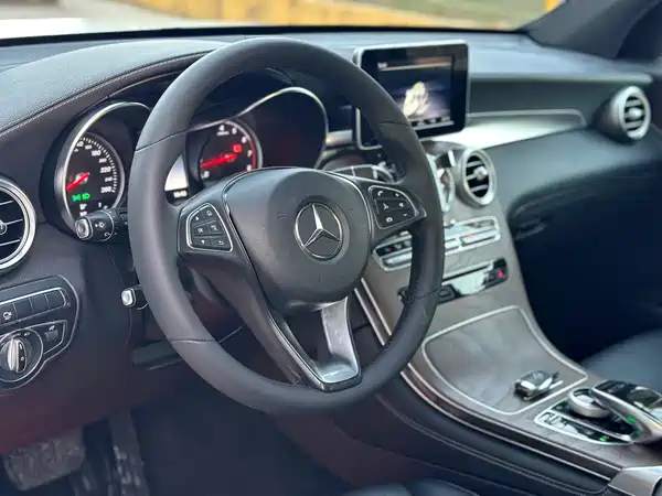 Mercedes-Benz GLC 2018