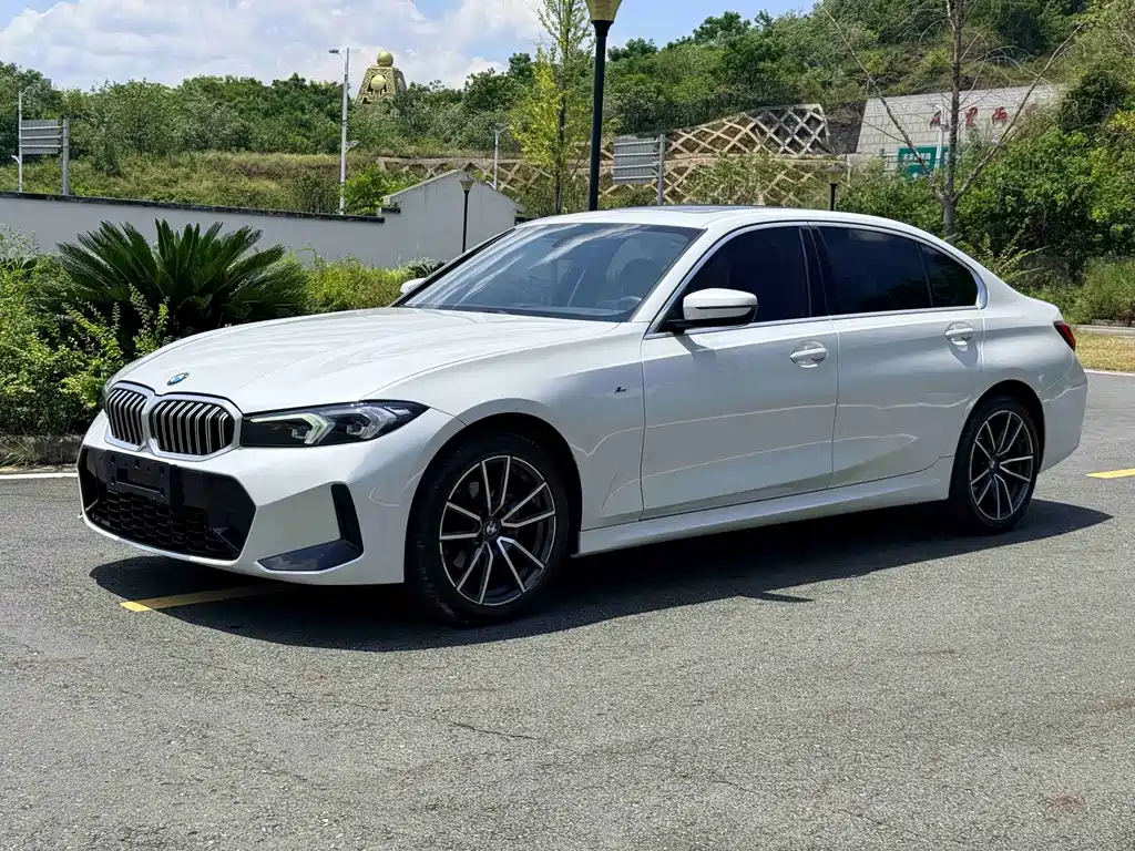 BMW 3 Series 2024
