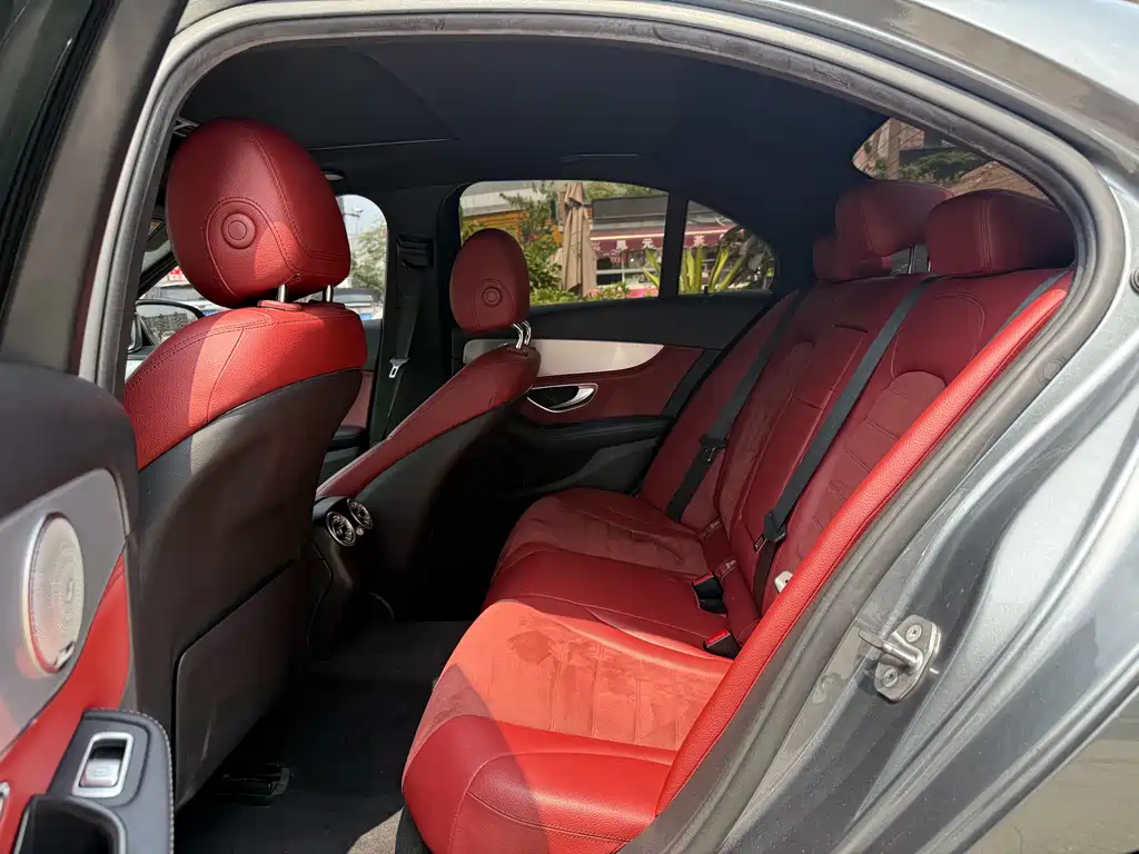 Mercedes-Benz C-Class 2018 — фото 11