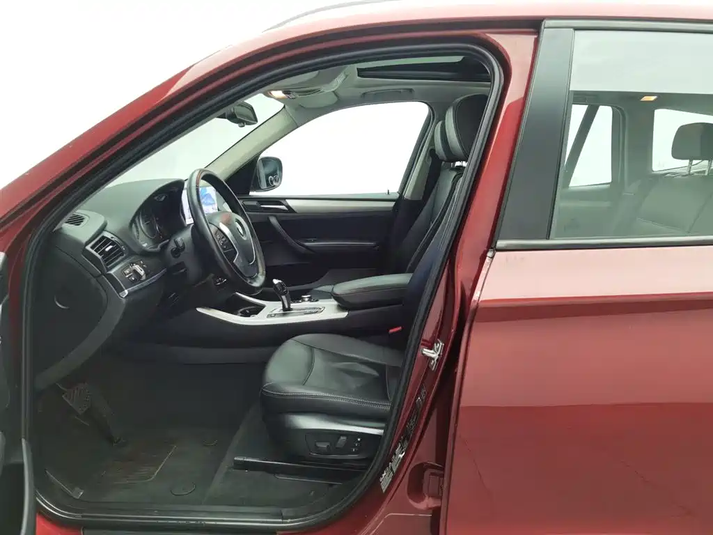 BMW X3 2012 — фото 10