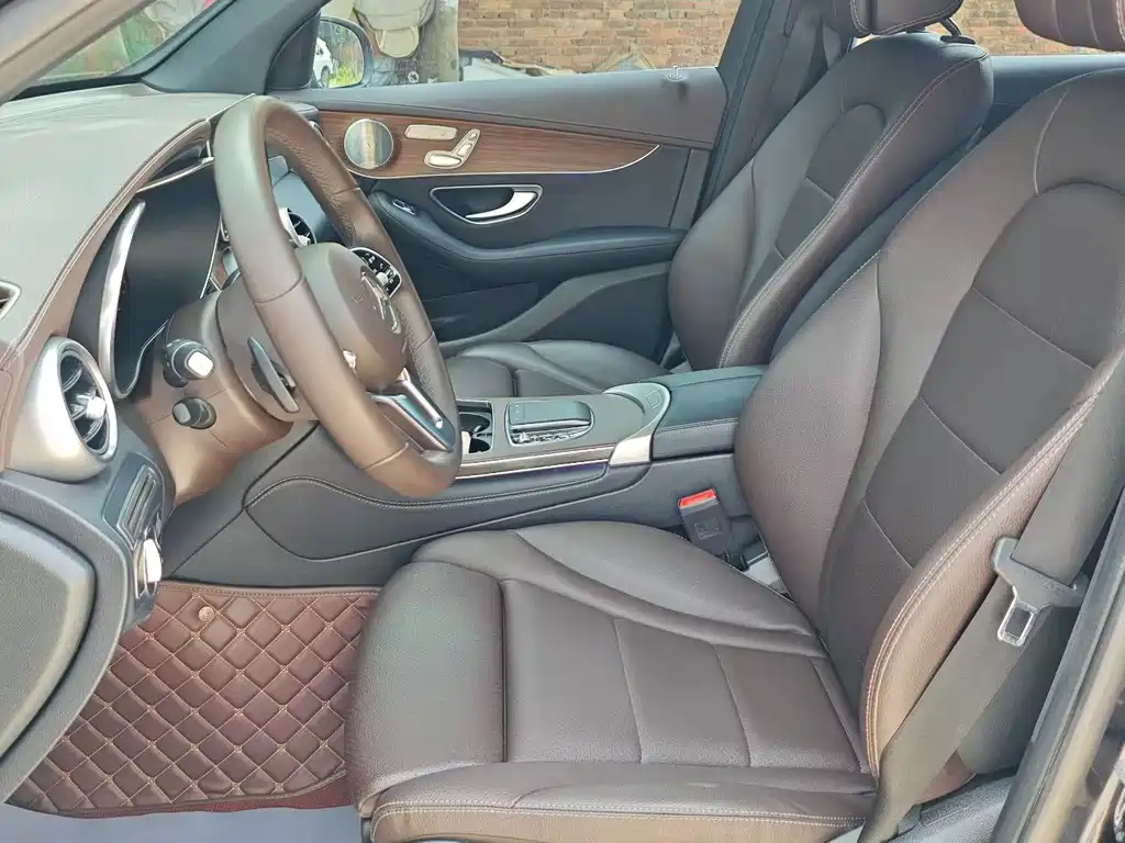 Mercedes-Benz GLC 2021