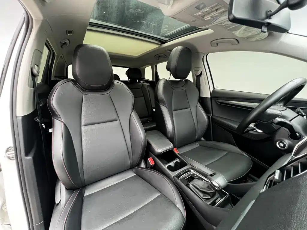 Skoda Karoq 2022 — фото 8