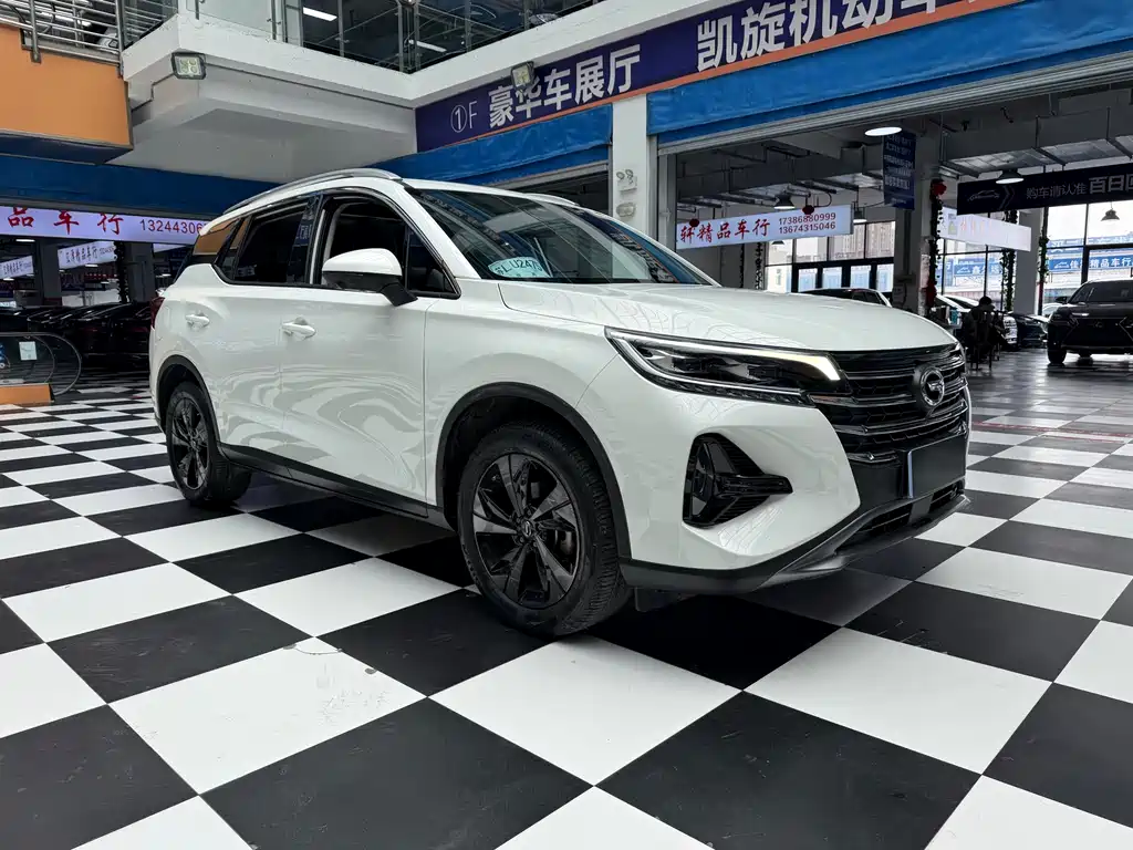 GAC Trumpchi GS4 2022 — фото 3