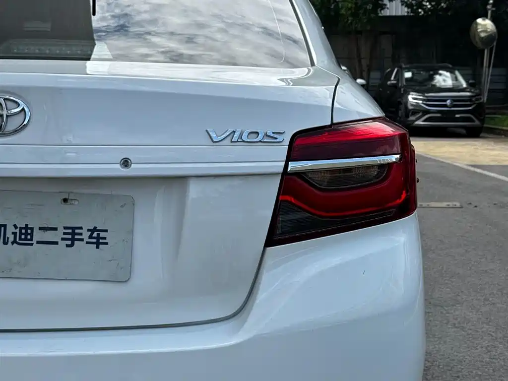 Toyota Vios 2022 — фото 16