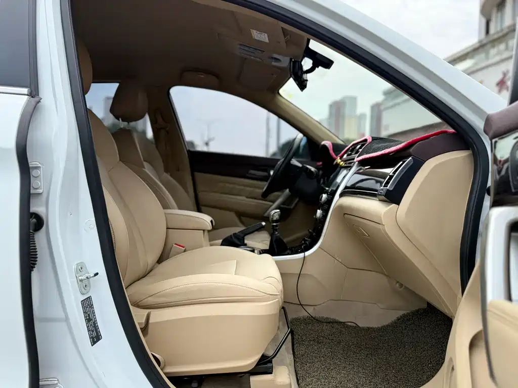 Haval H2 2015 — фото 23
