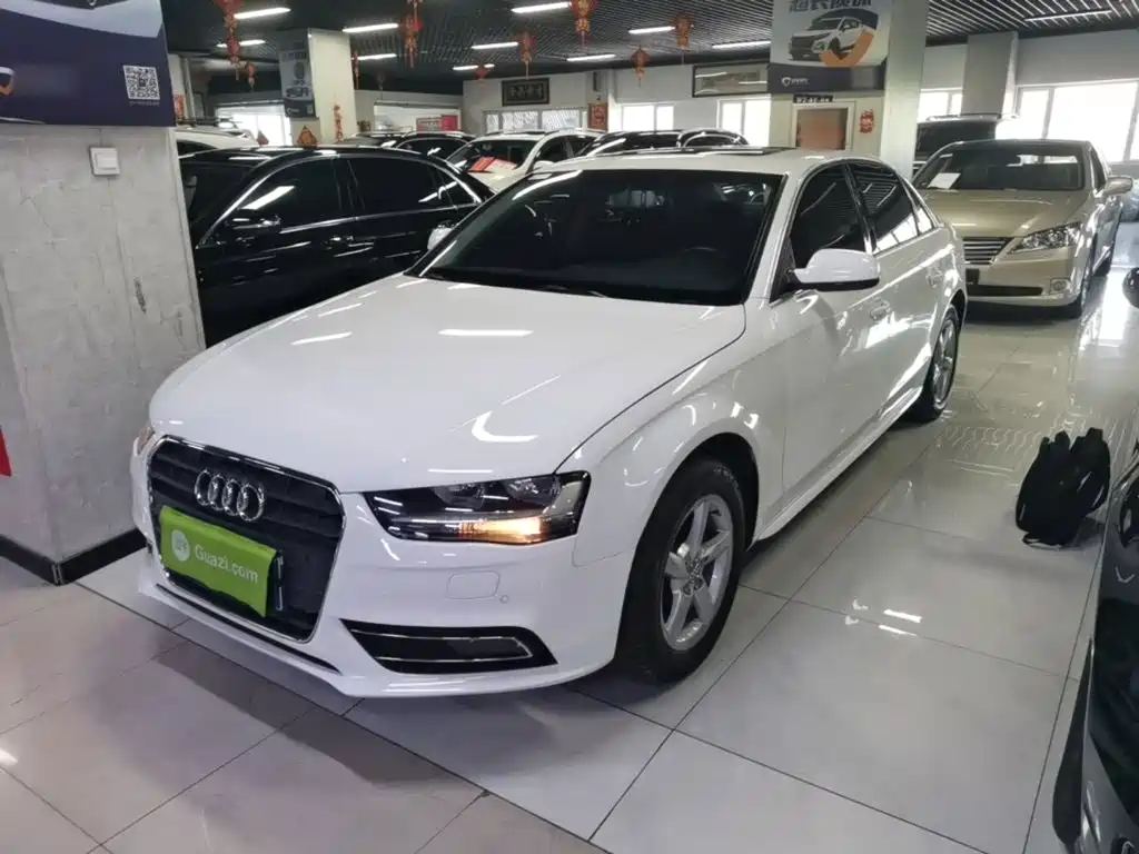Audi A4L 2015