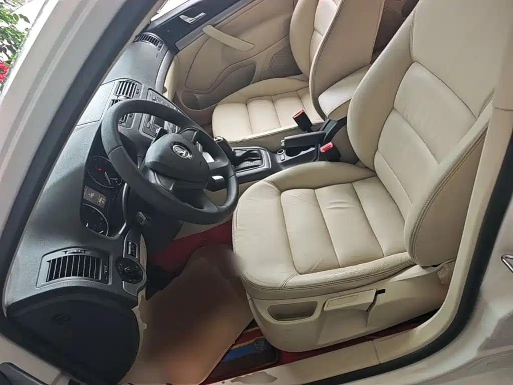 Skoda Octavia 2014 — фото 15