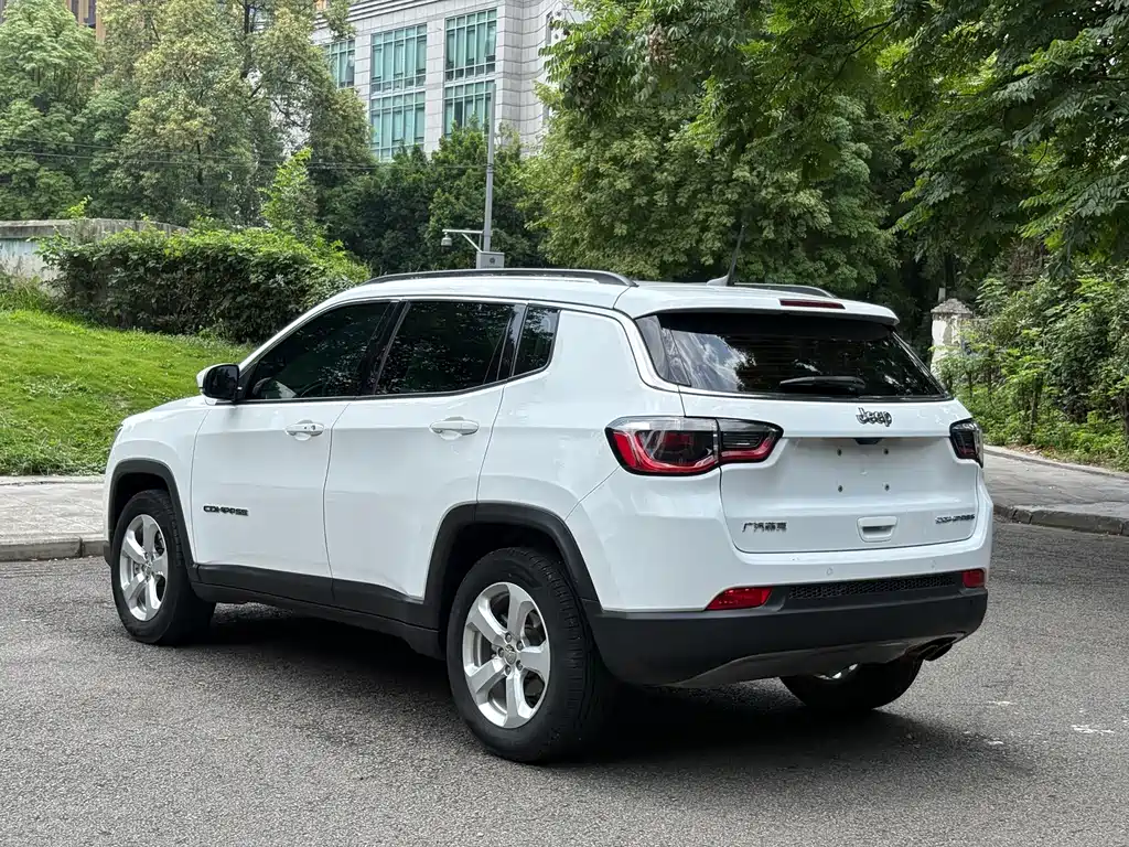 Jeep Compass 2020 — фото 16