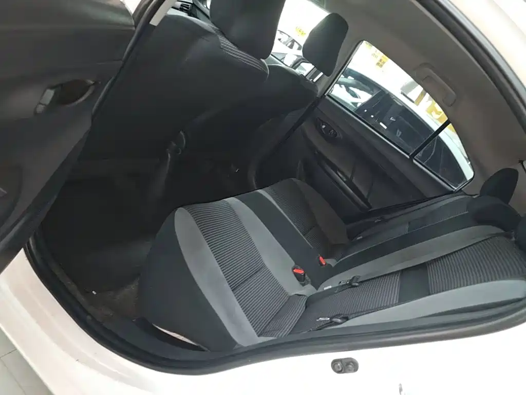 Toyota Vios 2023 — фото 17
