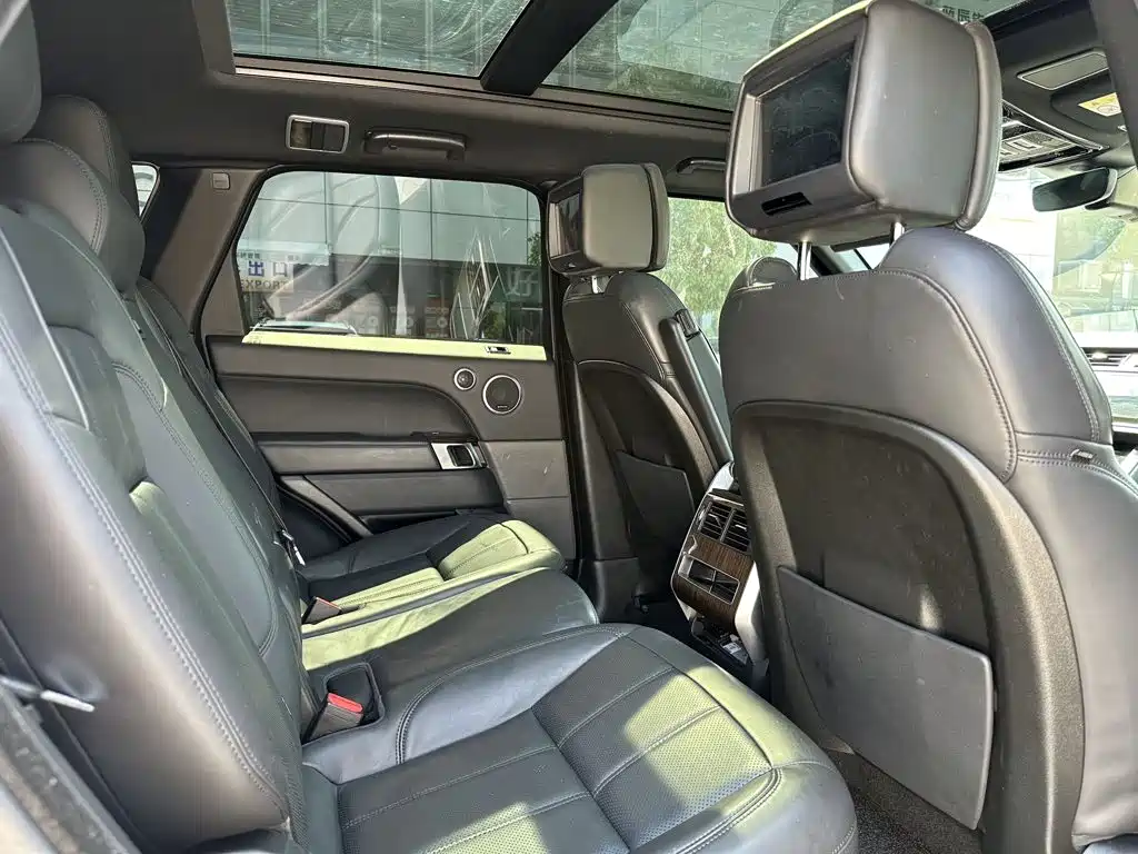 Land Rover Range Rover Sport New Energy 2019 — фото 8