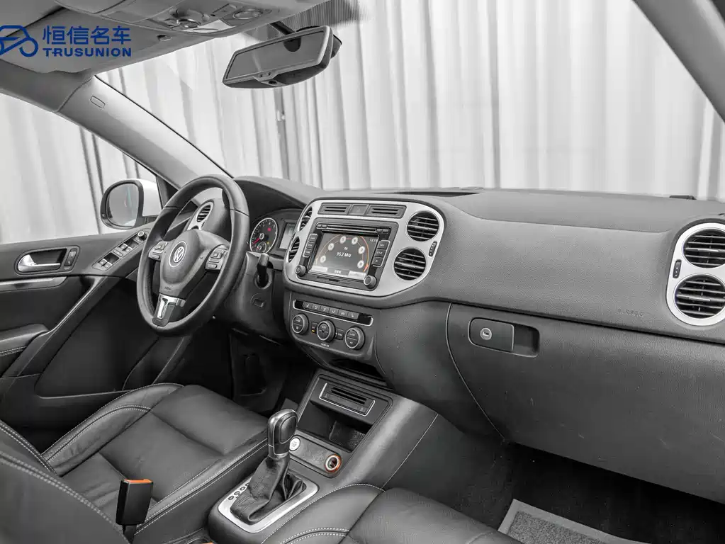 Volkswagen Tiguan 2016 — фото 13