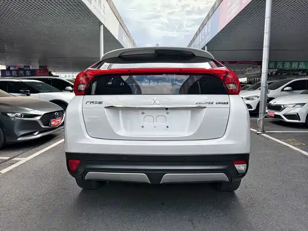 Mitsubishi Yige 2021