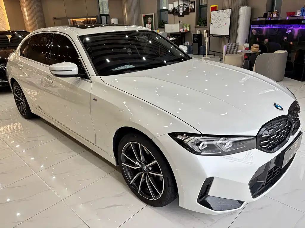BMW 3 Series 2023