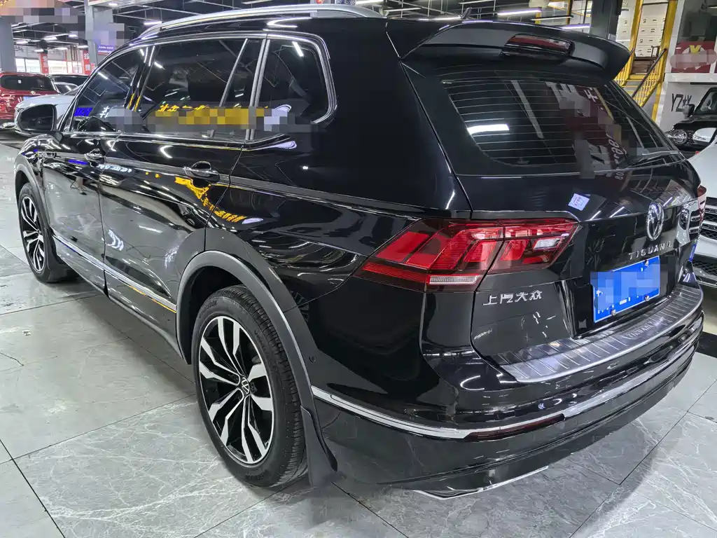 Volkswagen Tiguan L 2020 — фото 4