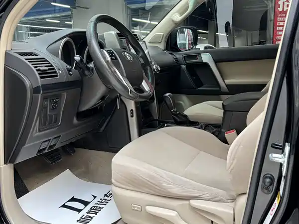Toyota Prado 2010
