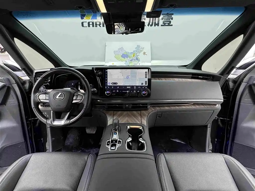Lexus LM 2024 — фото 15