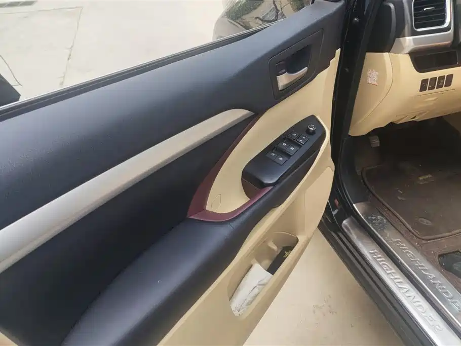 Toyota Highlander 2018