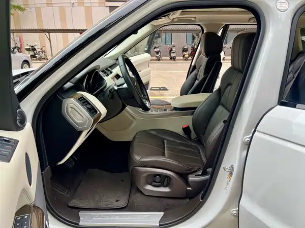 Land Rover Range Rover Sport 2016