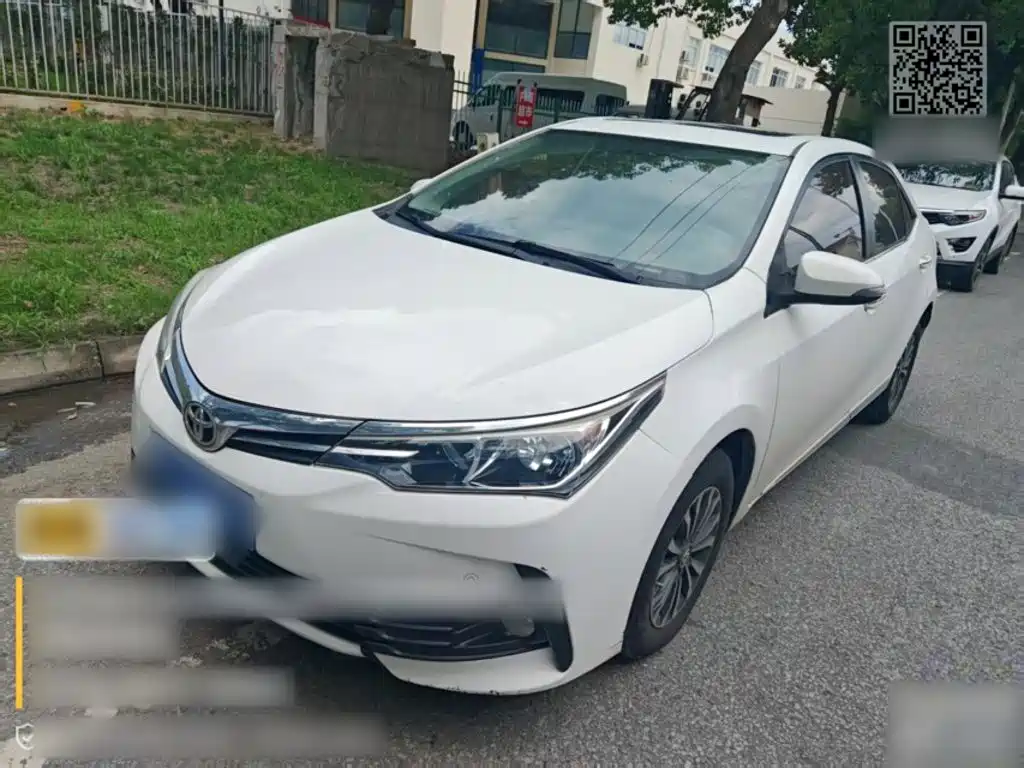 Toyota Corolla 2018 — фото 25