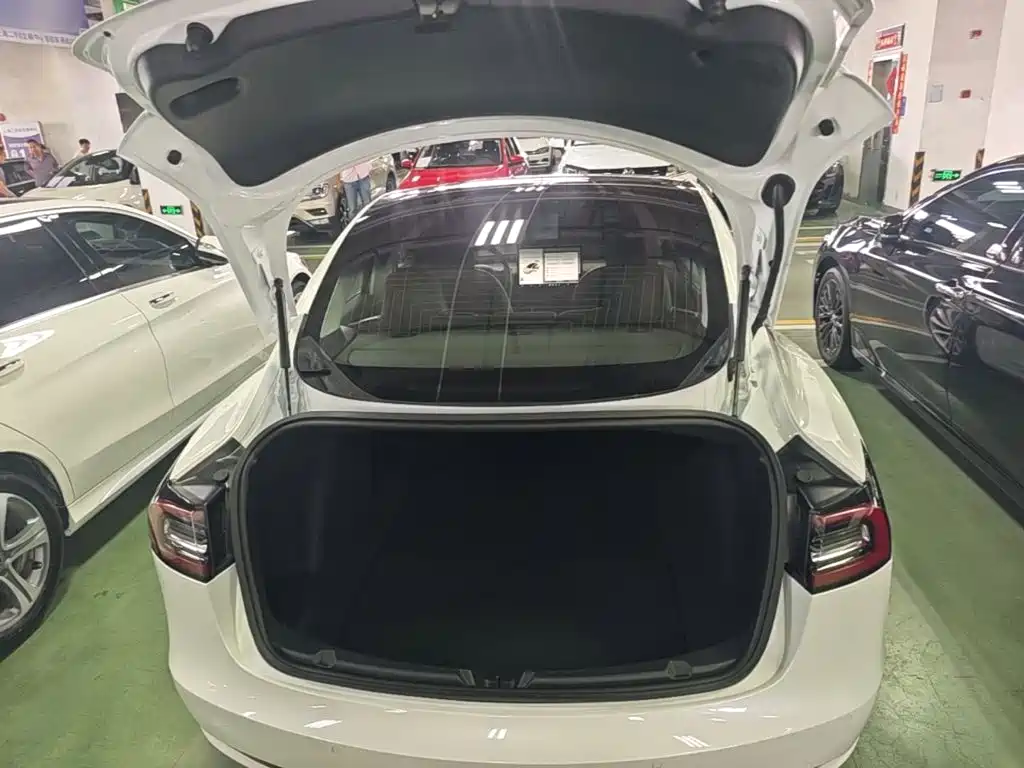 Tesla Model 3 2019 — фото 19