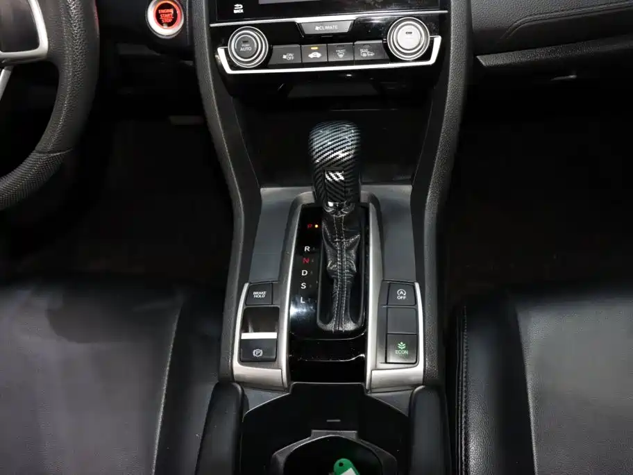 Honda Civic 2021 — фото 15