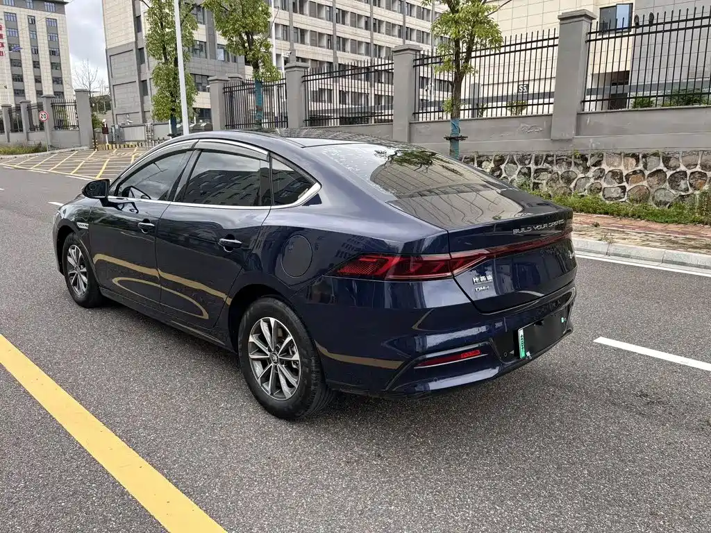 BYD Qin PLUS 2023 — фото 9