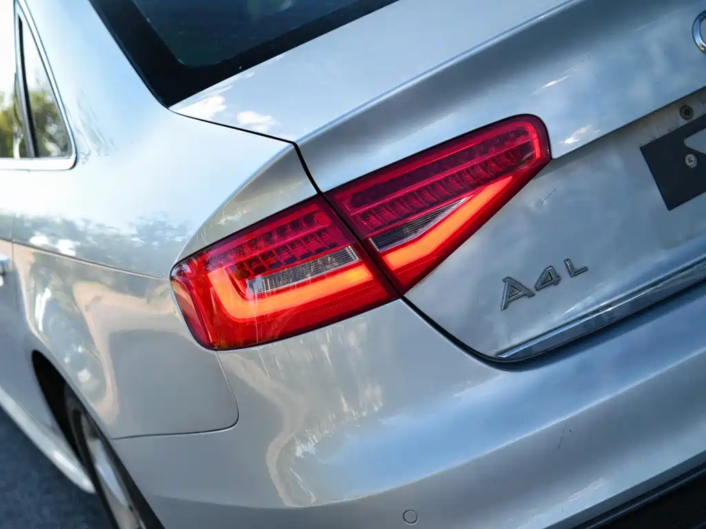 Audi A4L 2016 — фото 8