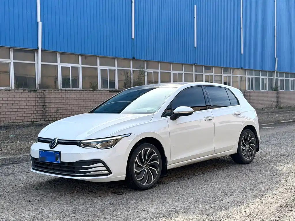 Volkswagen Golf 2022