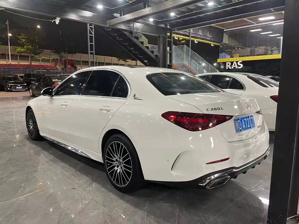 Mercedes-Benz C-Class 2022