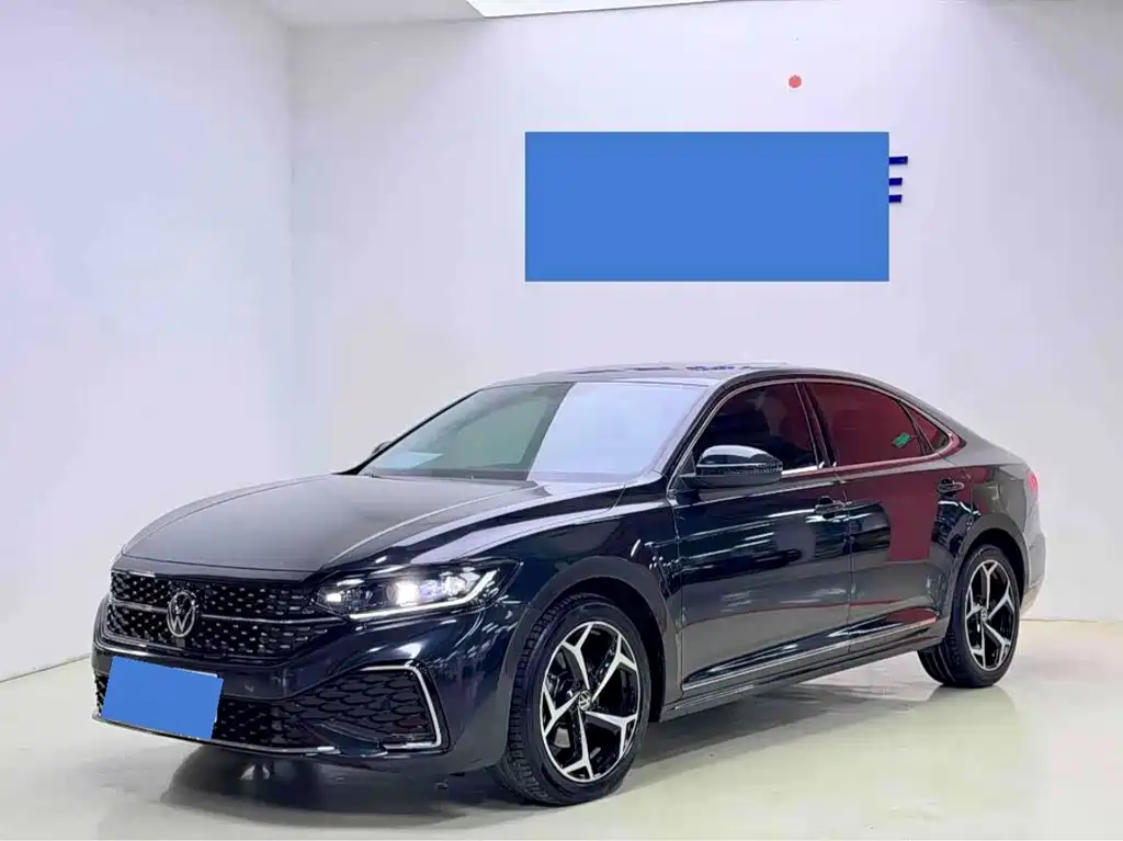 Volkswagen Passat 2025