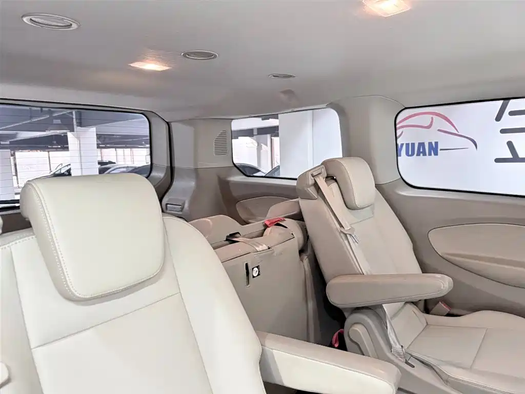 Ford Tourneo 2021 — фото 14
