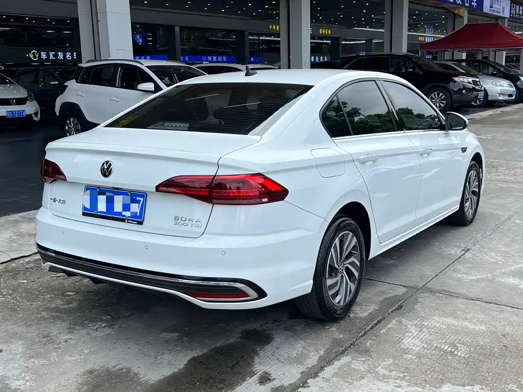 Volkswagen Bora 2023