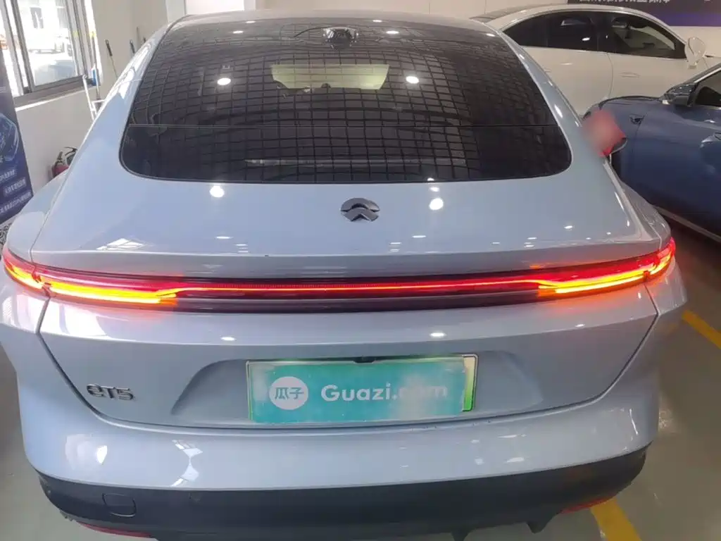 NIO ET5 2023