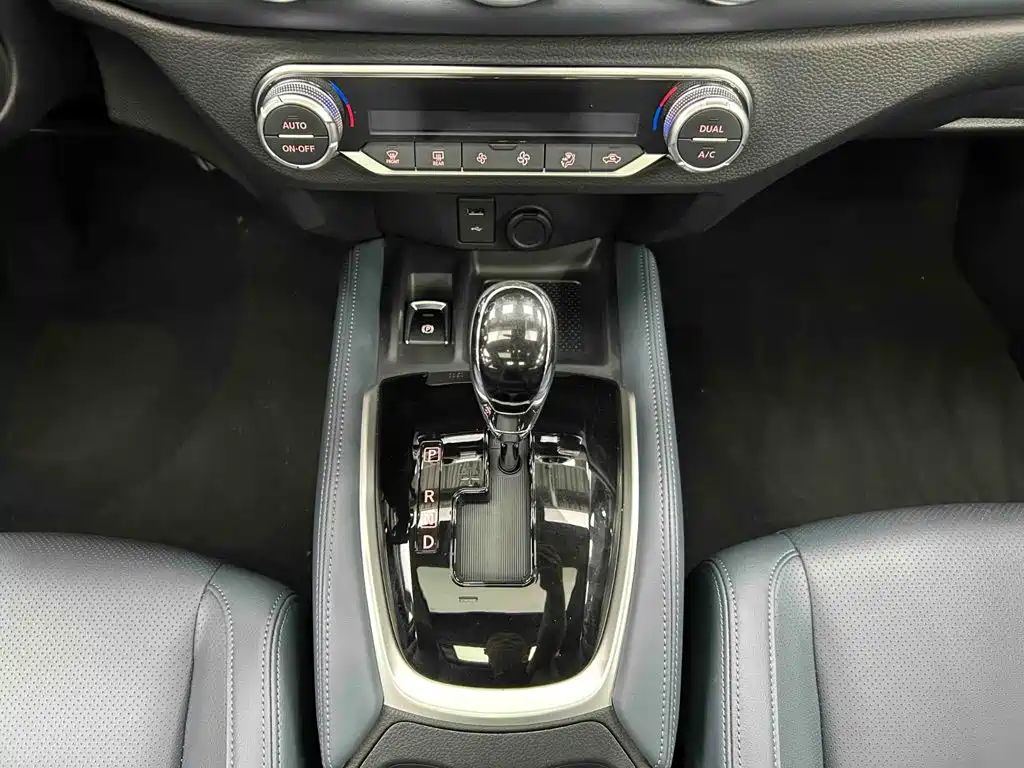 Nissan X-Trail 2025