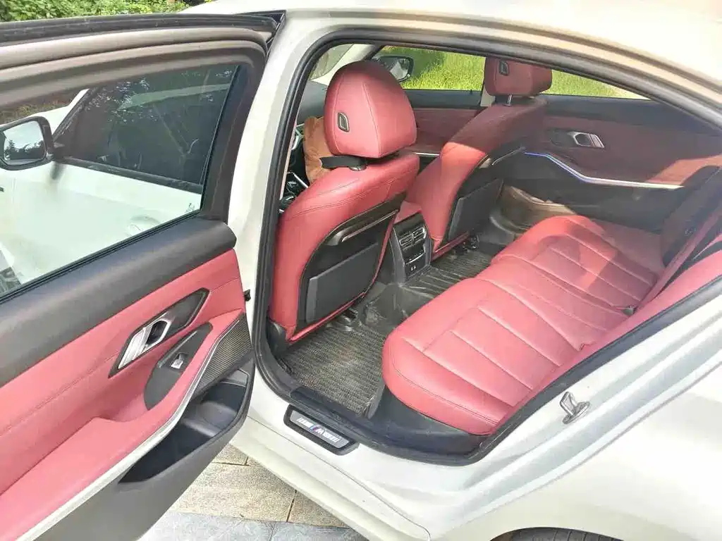 BMW 3 Series 2021