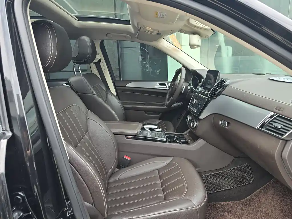 Mercedes-Benz GLS 2019 — фото 18