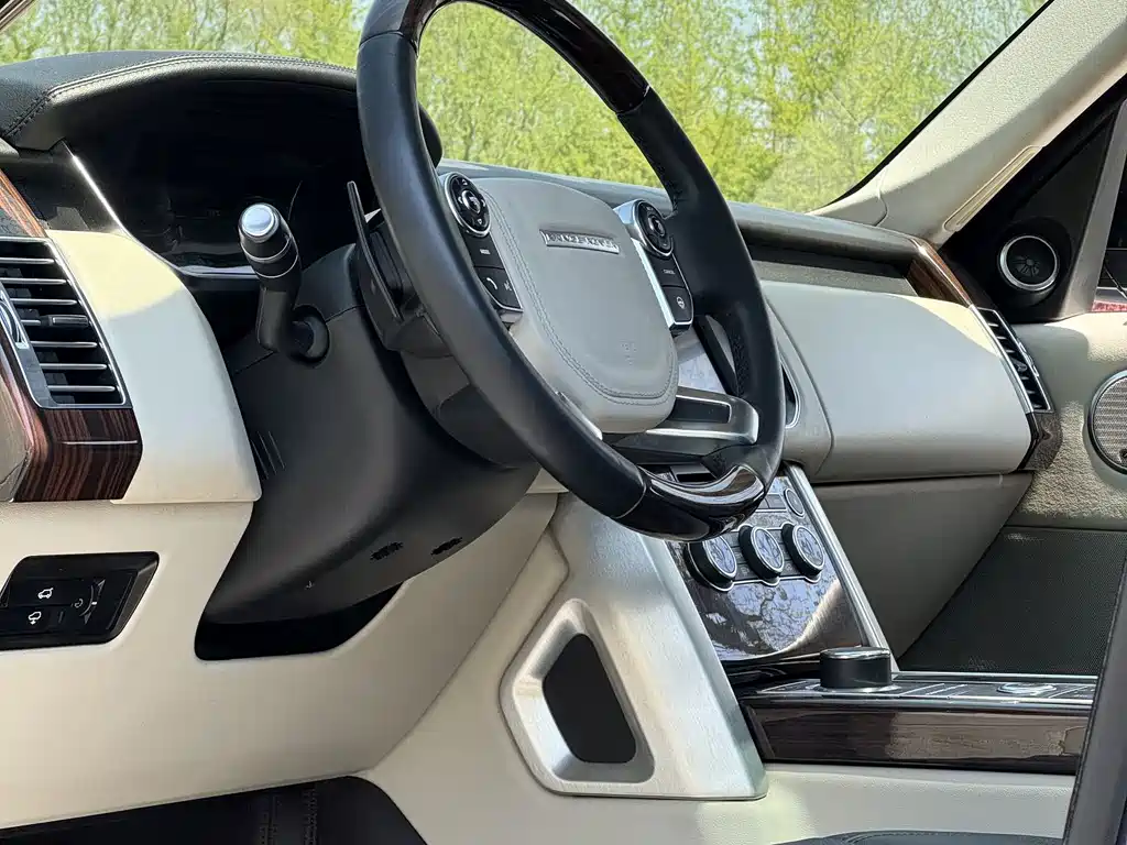 Land Rover Range Rover 2014 — фото 13