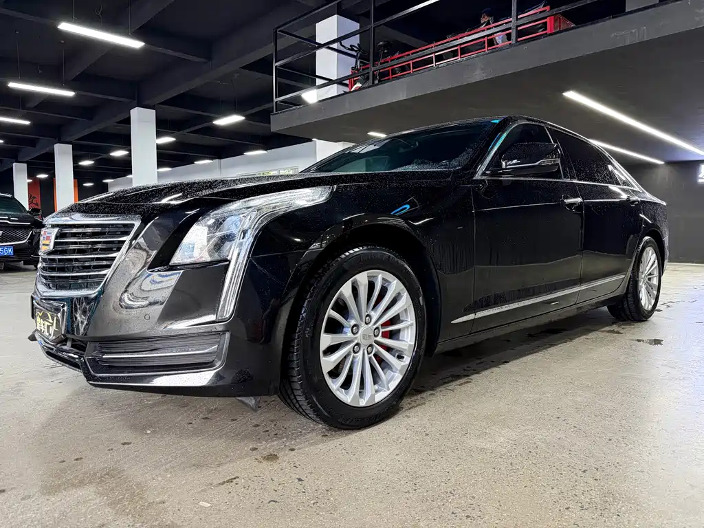 Cadillac CT6 2017 — фото 1