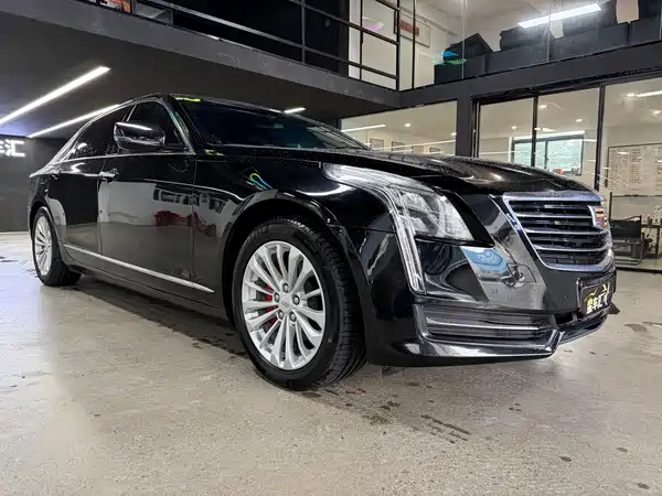 Cadillac CT6 2017