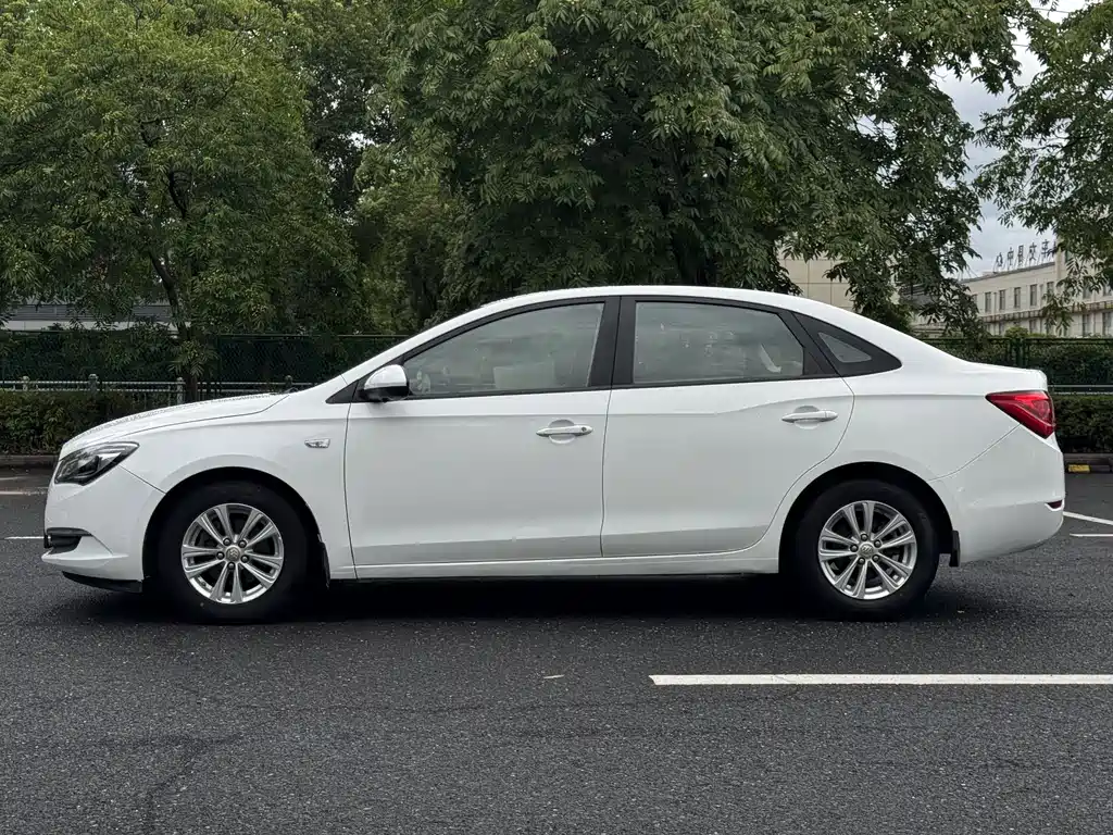 Buick Excelle 2015