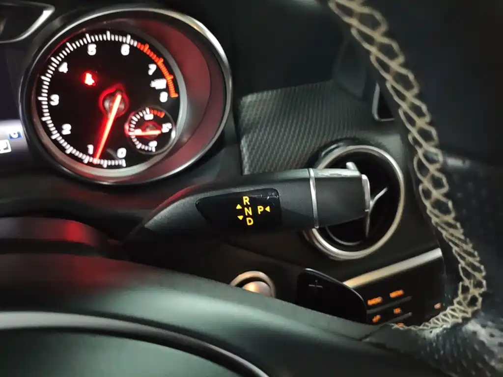 Mercedes-Benz GLA 2018 — фото 14